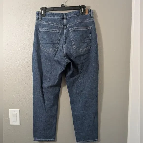 American Eagle Outfitters Women's Straight Blue Mom Jeans - Picture 2 of 5
